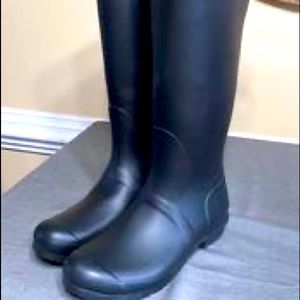 HUNTER Knee High Rain Boots